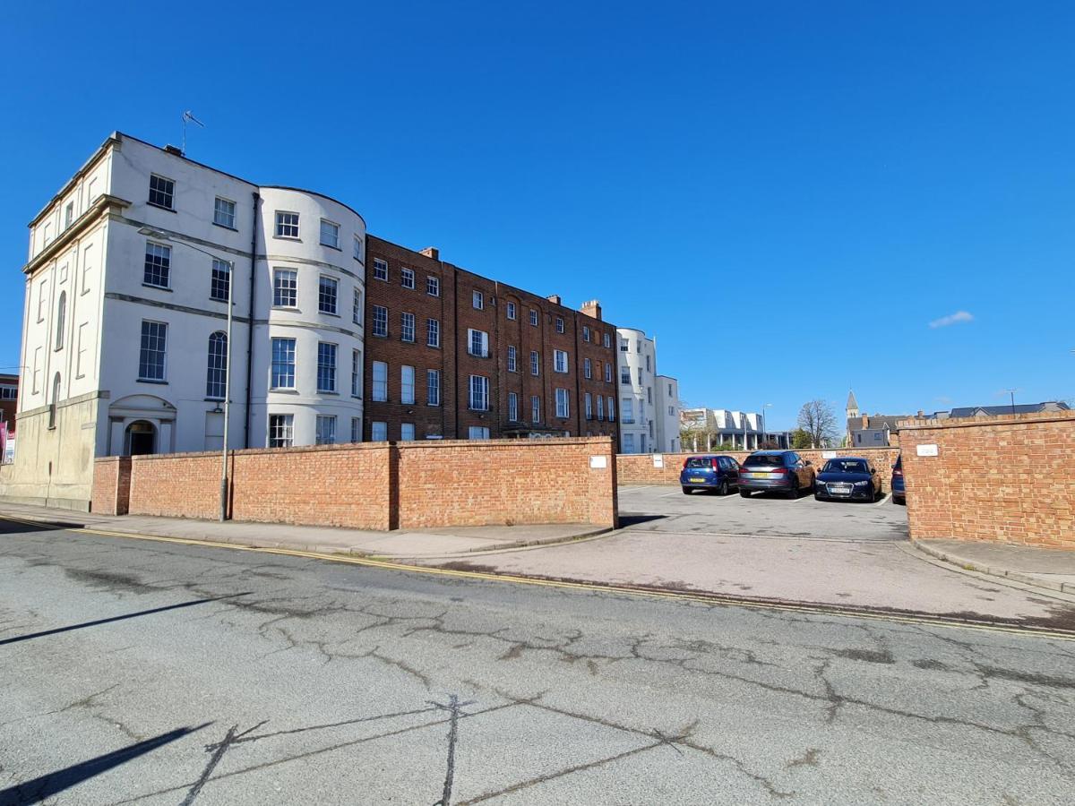 Margaret'S Terrace By Fortuna Property Cheltenham Exteriér fotografie