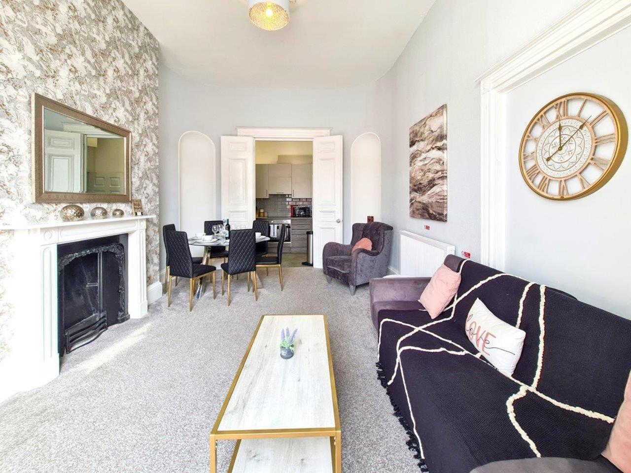 Margaret'S Terrace By Fortuna Property Cheltenham Exteriér fotografie